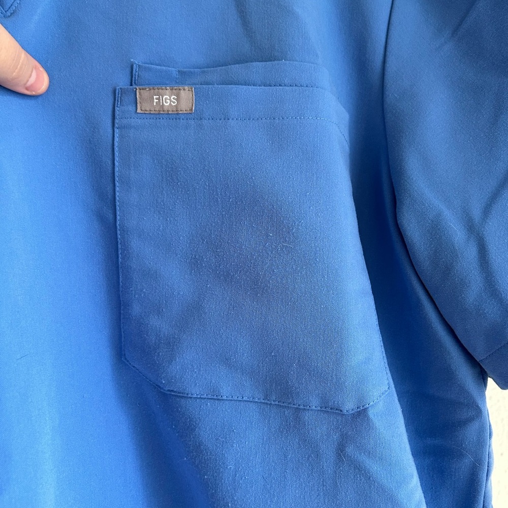 FIGS Men’s Ceil Blue Leon Three Pocket Scrub Top XL - Picture 4 of 6